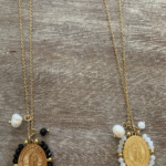 Gargantilla Milagrosa con Piedras de Acero